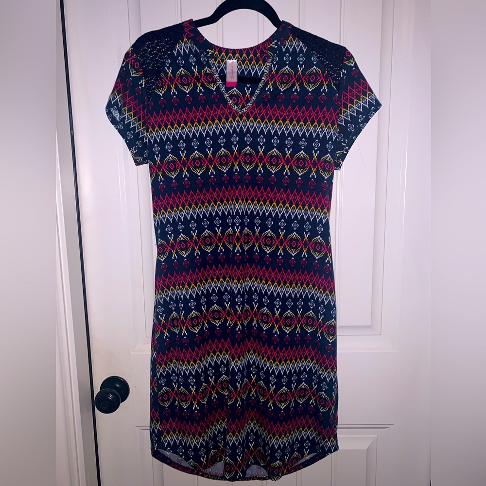 Women’s Summer Dress. Smoke free pet free. Cute and Sassy. Can dress up or down.